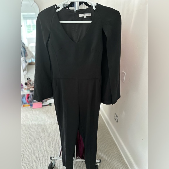 Trina Turk cape jumpsuit. - Picture 4 of 10